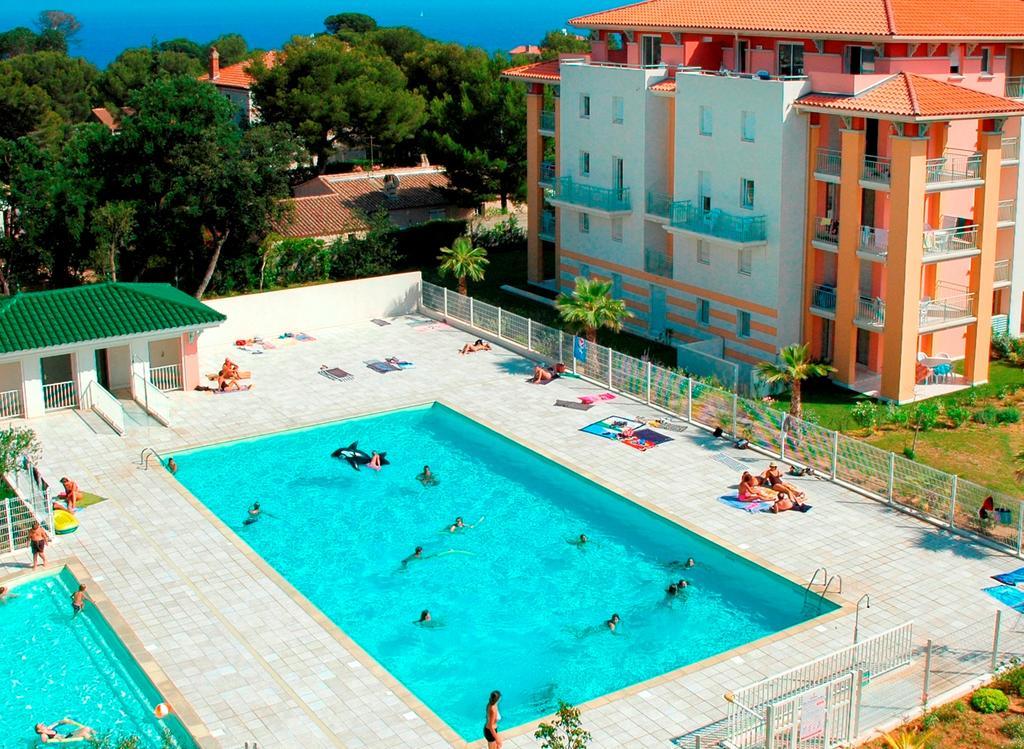 Vacanceole - Les Calanques Du Parc Fréjus エクステリア 写真